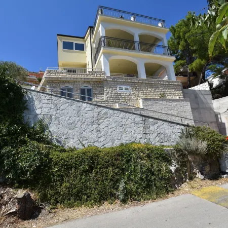 Apartments Zorica