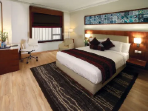 Avari Xpress Hotel - Multan Hotels in Multan