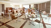 Centre One Hotel Handa - breakfast