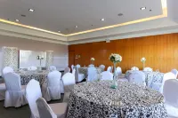 Paseo Premiere Hotel