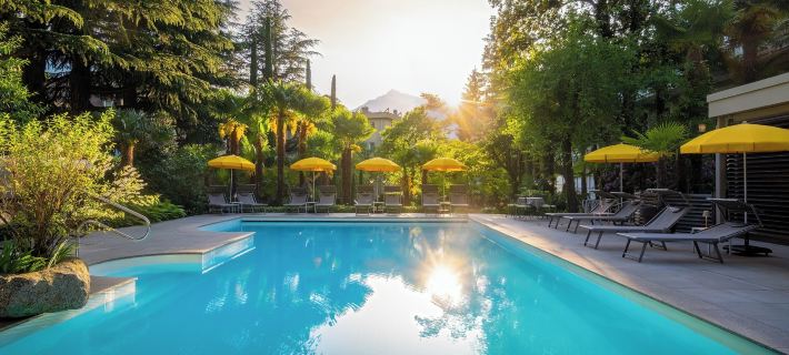 Villa Bavaria Hotele w: Merano