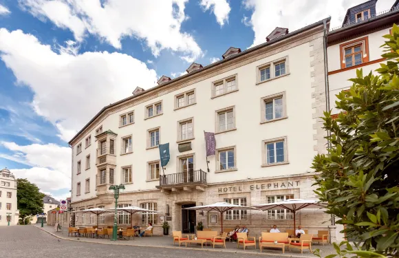 魏瑪大象酒店-傲途格精選