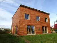 Maison Ecologique en Paille Hotels in Oucques