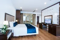 Song Loc Luxury Hotel
