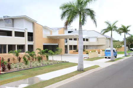 1770 Lagoons Central Apartment Resort Official