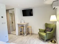 가르니 펜션 피베르니크