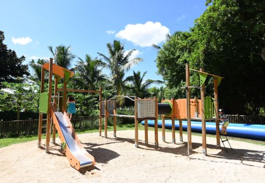 헤리티지 아왈리 해변