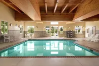 Hampton Inn & Suites Rogers Hotels in Otsego