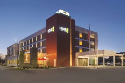 Home2 Suites by Hilton Bellingham Airport Hoteles cerca de Bell's Studebaker Diner and Museum