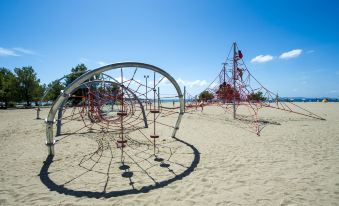 Zaton Holiday Resort