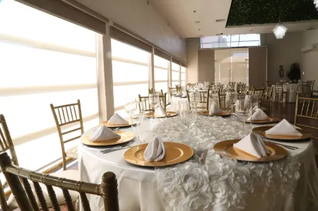 Copper Canyon Boutique Hotel Отели в г. Чиуауа