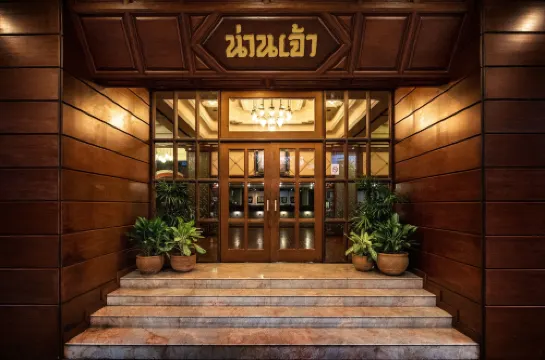 NAN Chao Hotel
