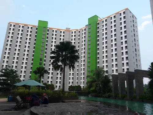 Green Lake View Luxury Apartment by Indah - Kitchens