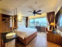 Tulip Hotel 2 - พร้อมระเบียง