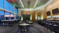 Hilton Cleveland Downtown - bar