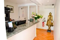 호텔 에메랄드 앙티브 앙티브 호텔