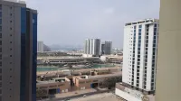 Gulf Suites Hotel Amwaj - Ocean View