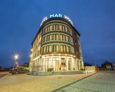 Hotel Mar Garni โรงแรมในเบลเกรด
