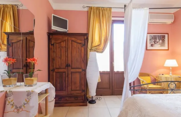 埃爾坎帕納羅家庭旅館