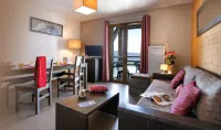 Lagrange Vacances le Pic de l'Ours Hotels in Font-Romeu
