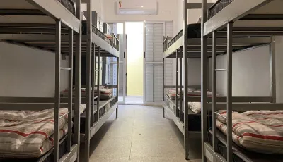 Imagina Hostel Hotel a 