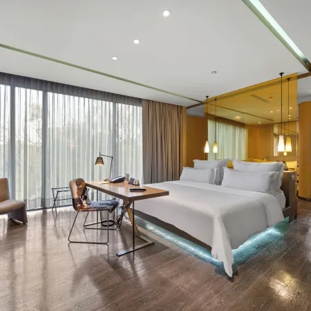 Bog Hotel
