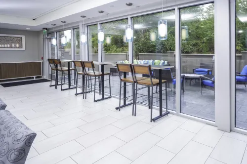 Holiday Inn Express & Suites Brevard – City Center 公共區域 Photos