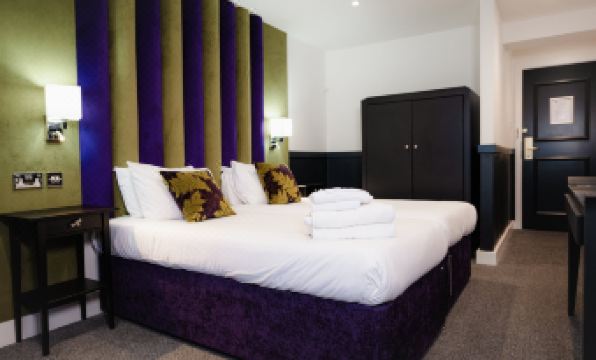 The Sir Thomas Hotel