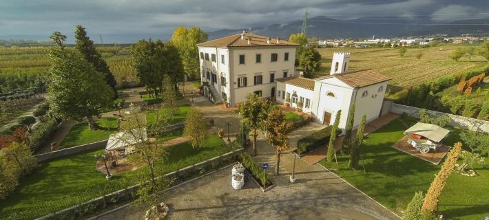 Relais Villa Scarfantoni B&B Hotels in Prato