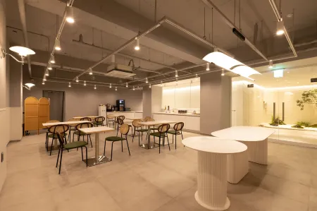 Hotel Londoner Yongwon Отели рядом с достопримечательностью «Чинхэгу»