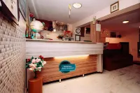 Eminence - Palm Residency