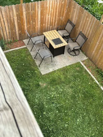 Kadia’s Place-The One With The Private Backyard