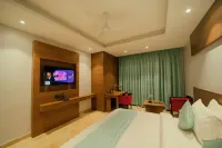 Raj Meridian Hotels near Na-Masjid