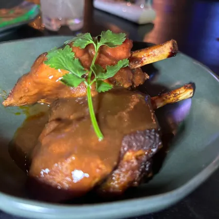 Republik Hotel & Steak House