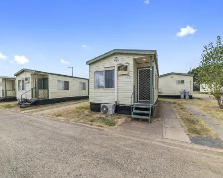 Benalla Tourist Park Hotels in Benalla