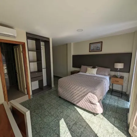 Hotel Abrego Отели рядом с достопримечательностью «Археологические памятники древнего поселения Хойя-де-Серен»