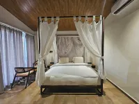 RiverView Tent Resort Hotels in Narmada