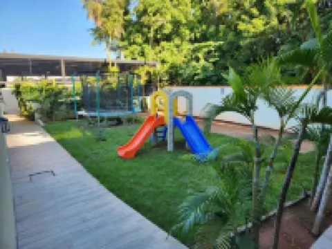 綠洲夢想假期 - 小法國 聖貝納迪諾酒店