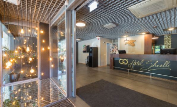 Go Hotel Shnelli