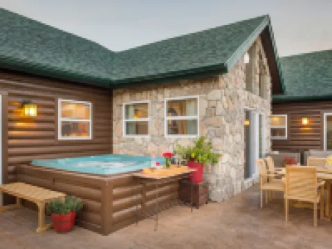 鵝卵石灣俱樂部 拉塞爾酒店