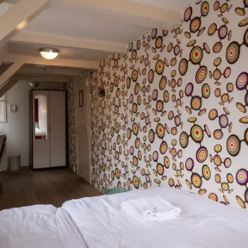 Hotel & Bar Royal Taste Amsterdam Hotels near TomTom
