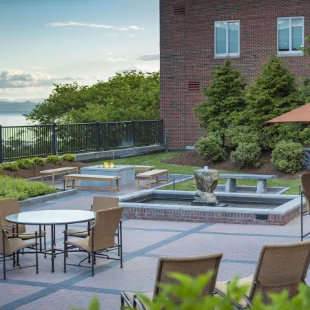 Courtyard Burlington Harbor