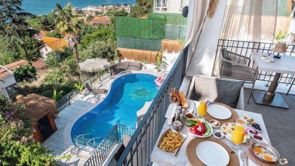 Hillora Hotel