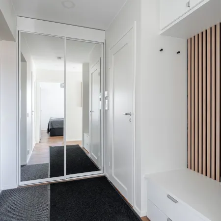 Luxurious 1BR Penthouse with Balcony