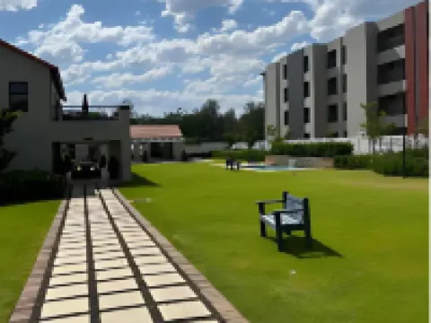The Henlee Apartment Tocara Hotels in Chartwell