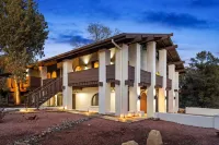 セレニティ リトリート セドナ ホットタブ ゲームズ ファイアピット