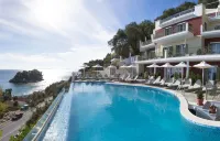 Irida Boutique Hotel - piscina