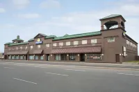 Days Inn by Wyndham Calgary South Hotels in Calgary