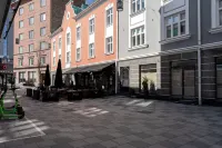 Historical Studio & Excellent Location - Condos
