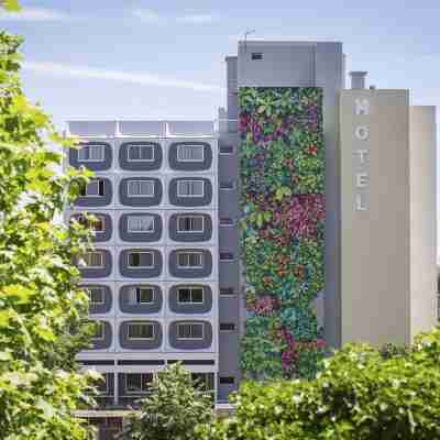 Hôtel des Congrès by Arteloge Hotel Exterior